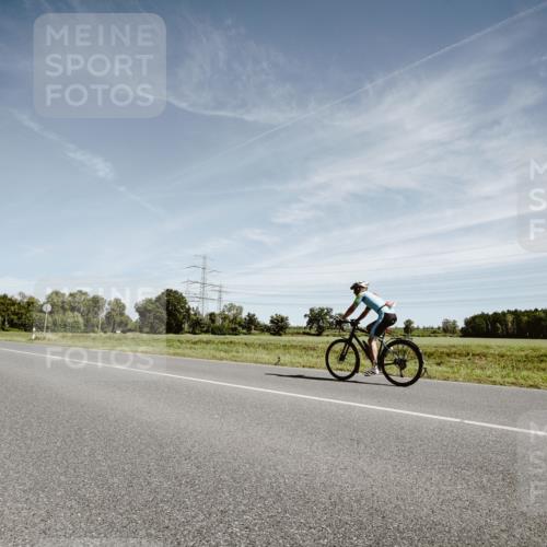 07.09.2025 - 19. Norderstedt Triathlon Michael Burmester http://msf.ph/oto/8856942 07.09.2025 12:21:20 Radfahren  meine-sportfotos.de