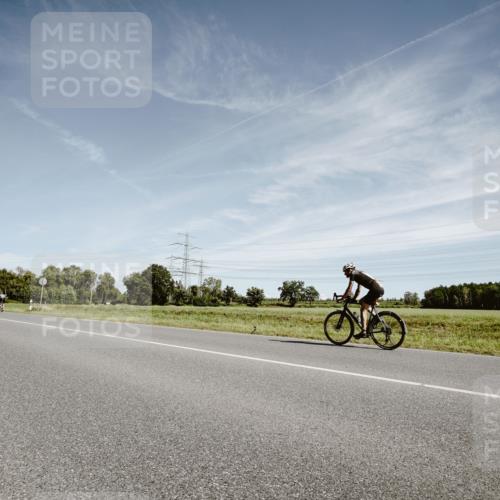 07.09.2025 - 19. Norderstedt Triathlon Michael Burmester http://msf.ph/oto/8856952 07.09.2025 12:21:27 Radfahren 709, 1224 meine-sportfotos.de