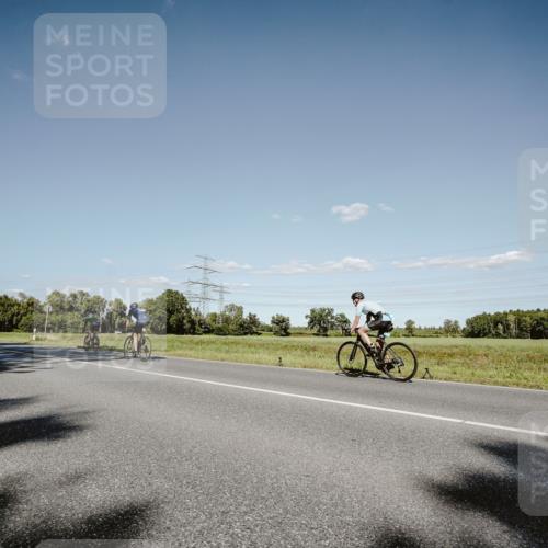 07.09.2025 - 19. Norderstedt Triathlon Michael Burmester http://msf.ph/oto/8856961 07.09.2025 15:26:57 Radfahren 380, 446 meine-sportfotos.de