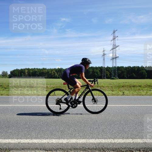 07.09.2025 - 19. Norderstedt Triathlon Michael Burmester http://msf.ph/oto/8856962 07.09.2025 12:53:26 Radfahren 224, 1256 meine-sportfotos.de