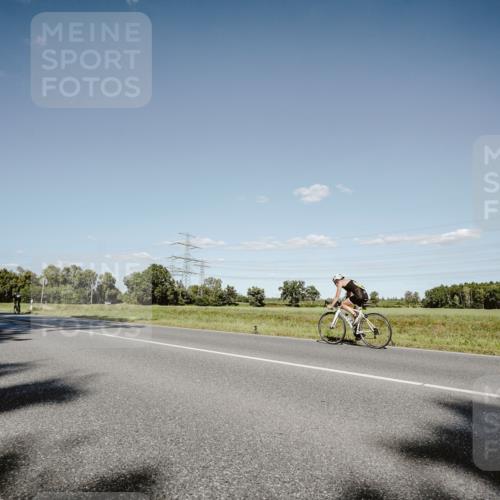 07.09.2025 - 19. Norderstedt Triathlon Michael Burmester http://msf.ph/oto/8856989 07.09.2025 15:27:14 Radfahren 1415 meine-sportfotos.de
