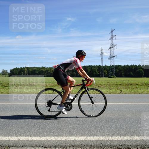 07.09.2025 - 19. Norderstedt Triathlon Michael Burmester http://msf.ph/oto/8857038 07.09.2025 12:54:12 Radfahren 1263 meine-sportfotos.de