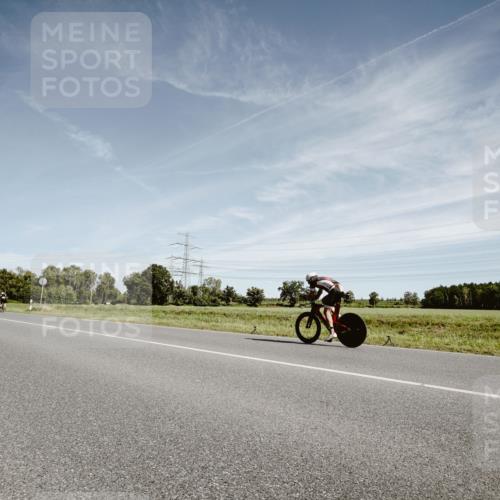 07.09.2025 - 19. Norderstedt Triathlon Michael Burmester http://msf.ph/oto/8857039 07.09.2025 12:22:08 Radfahren 188, 1346, 1398 meine-sportfotos.de
