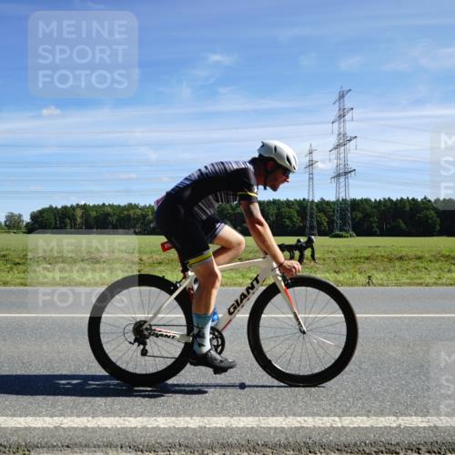 07.09.2025 - 19. Norderstedt Triathlon Michael Burmester http://msf.ph/oto/8857042 07.09.2025 12:54:22 Radfahren 858 meine-sportfotos.de
