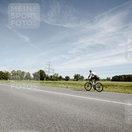 07.09.2025 - 19. Norderstedt Triathlon Michael Burmester http://msf.ph/oto/8857046 07.09.2025 12:22:11 Radfahren  meine-sportfotos.de