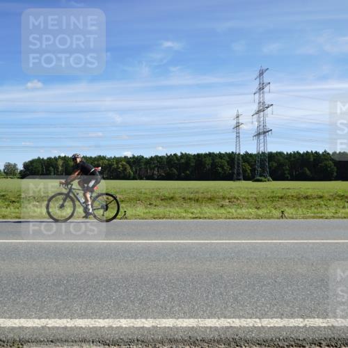 07.09.2025 - 19. Norderstedt Triathlon Michael Burmester http://msf.ph/oto/8857047 07.09.2025 12:54:32 Radfahren  meine-sportfotos.de