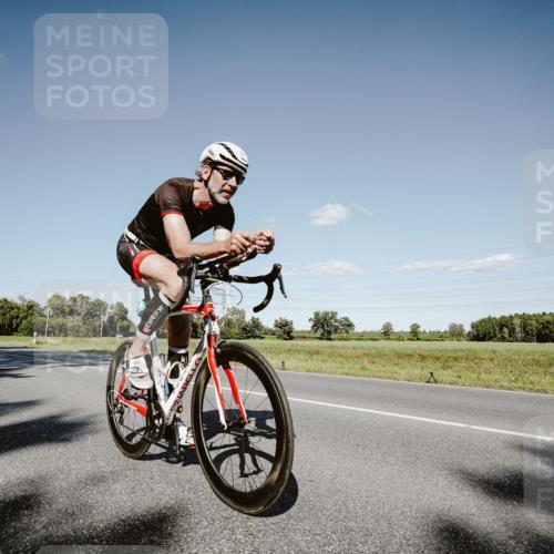 07.09.2025 - 19. Norderstedt Triathlon Michael Burmester http://msf.ph/oto/8857058 07.09.2025 15:27:53 Radfahren 409, 885, 924 meine-sportfotos.de