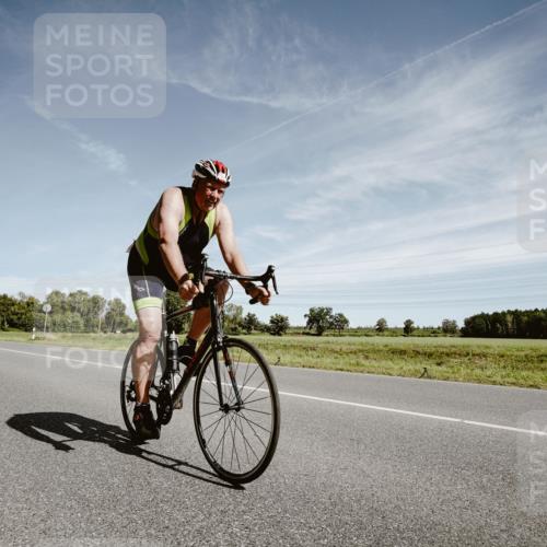07.09.2025 - 19. Norderstedt Triathlon Michael Burmester http://msf.ph/oto/8857074 07.09.2025 12:22:27 Radfahren 725, 757, 792, 1338 meine-sportfotos.de