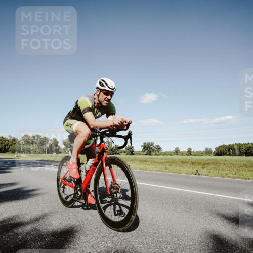 07.09.2025 - 19. Norderstedt Triathlon Michael Burmester http://msf.ph/oto/8857075 07.09.2025 15:28:03 Radfahren 376, 397, 923, 1464, 1503 meine-sportfotos.de