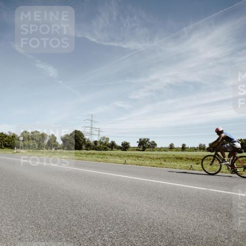 07.09.2025 - 19. Norderstedt Triathlon Michael Burmester http://msf.ph/oto/8857088 07.09.2025 12:22:33 Radfahren  meine-sportfotos.de