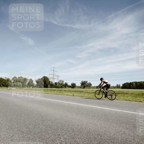 07.09.2025 - 19. Norderstedt Triathlon Michael Burmester http://msf.ph/oto/8857091 07.09.2025 12:22:40 Radfahren 1396 meine-sportfotos.de