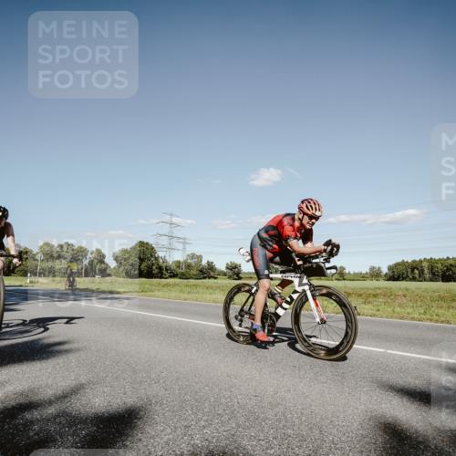 07.09.2025 - 19. Norderstedt Triathlon Michael Burmester http://msf.ph/oto/8857096 07.09.2025 15:28:08 Radfahren 418, 929, 952, 1455, 1464 meine-sportfotos.de