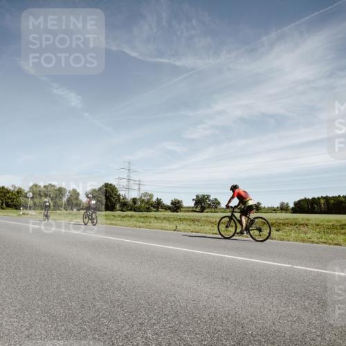 07.09.2025 - 19. Norderstedt Triathlon Michael Burmester http://msf.ph/oto/8857102 07.09.2025 12:22:45 Radfahren 1396 meine-sportfotos.de