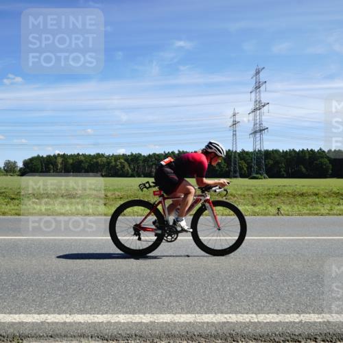 07.09.2025 - 19. Norderstedt Triathlon Michael Burmester http://msf.ph/oto/8857117 07.09.2025 12:55:13 Radfahren 295, 320, 804, 1328 meine-sportfotos.de