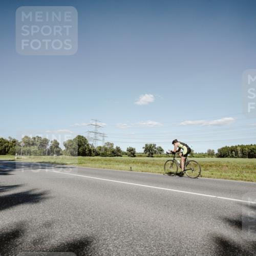 07.09.2025 - 19. Norderstedt Triathlon Michael Burmester http://msf.ph/oto/8857118 07.09.2025 15:28:30 Radfahren  meine-sportfotos.de
