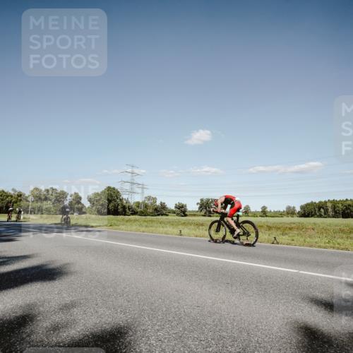 07.09.2025 - 19. Norderstedt Triathlon Michael Burmester http://msf.ph/oto/8857128 07.09.2025 15:28:33 Radfahren  meine-sportfotos.de