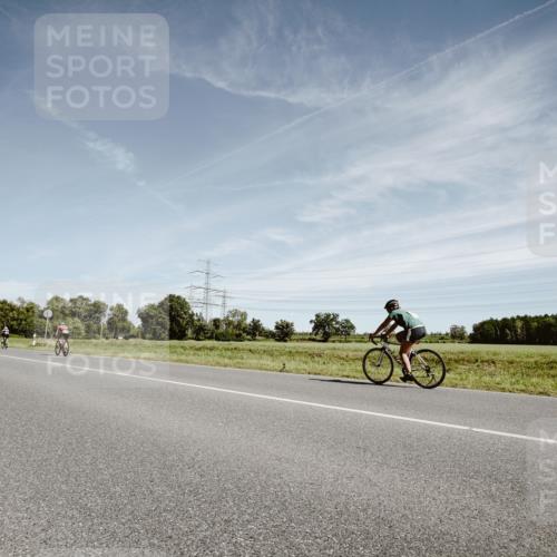 07.09.2025 - 19. Norderstedt Triathlon Michael Burmester http://msf.ph/oto/8857140 07.09.2025 12:22:57 Radfahren 283, 827, 1268 meine-sportfotos.de