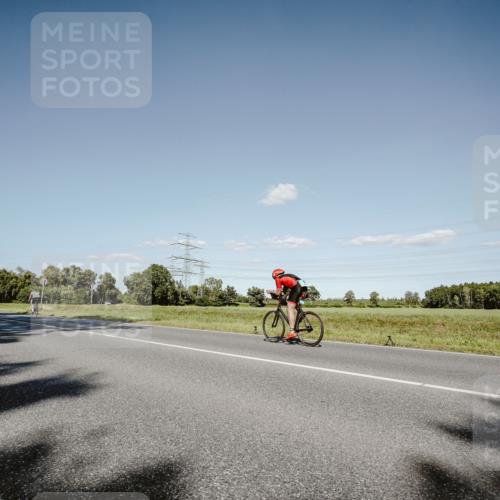 07.09.2025 - 19. Norderstedt Triathlon Michael Burmester http://msf.ph/oto/8857142 07.09.2025 15:28:39 Radfahren 402, 913 meine-sportfotos.de