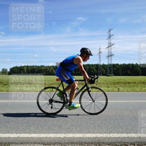 07.09.2025 - 19. Norderstedt Triathlon Michael Burmester http://msf.ph/oto/8857160 07.09.2025 12:55:36 Radfahren 750 meine-sportfotos.de