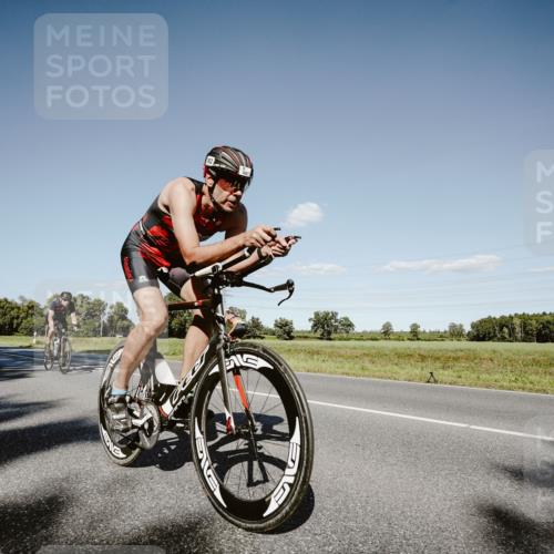 07.09.2025 - 19. Norderstedt Triathlon Michael Burmester http://msf.ph/oto/8857176 07.09.2025 15:28:56 Radfahren 362, 462, 864, 1444 meine-sportfotos.de