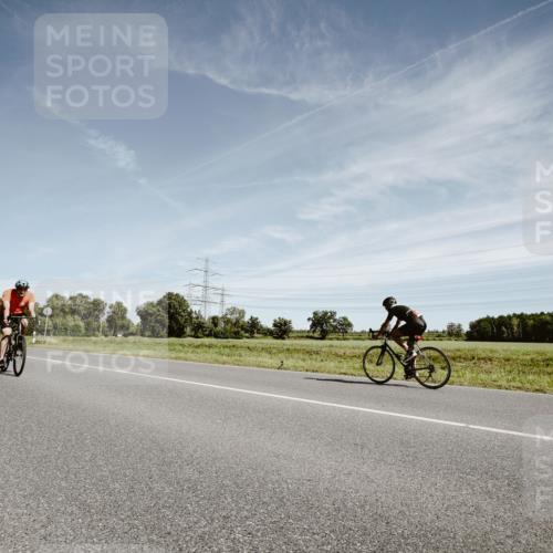 07.09.2025 - 19. Norderstedt Triathlon Michael Burmester http://msf.ph/oto/8857182 07.09.2025 12:23:06 Radfahren 208, 288, 810, 1249, 1293 meine-sportfotos.de