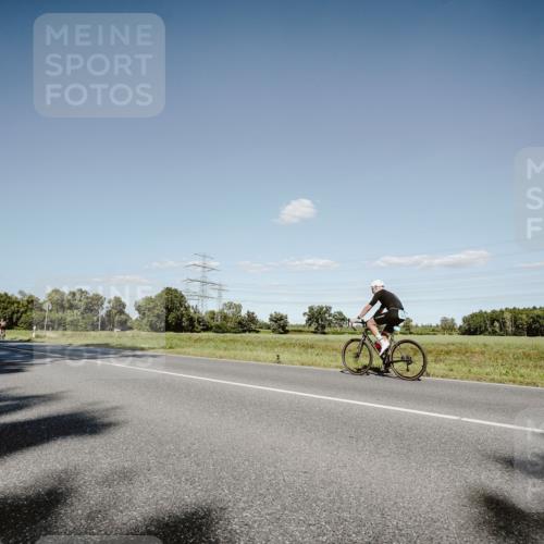 07.09.2025 - 19. Norderstedt Triathlon Michael Burmester http://msf.ph/oto/8857183 07.09.2025 15:28:58 Radfahren 362, 378, 864, 1444 meine-sportfotos.de
