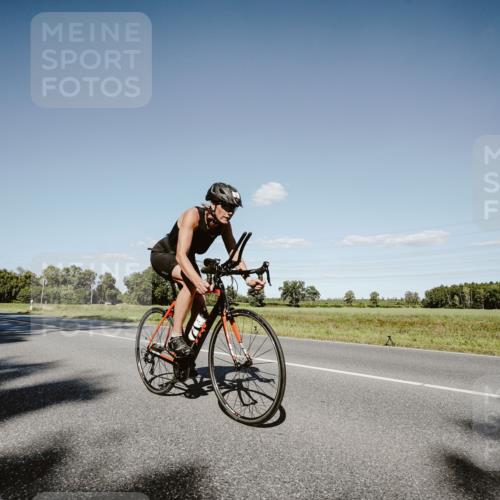 07.09.2025 - 19. Norderstedt Triathlon Michael Burmester http://msf.ph/oto/8857190 07.09.2025 15:29:09 Radfahren 429, 448, 1474 meine-sportfotos.de