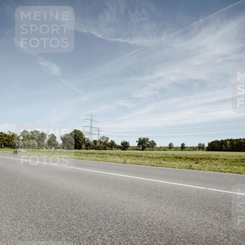 07.09.2025 - 19. Norderstedt Triathlon Michael Burmester http://msf.ph/oto/8857196 07.09.2025 12:23:09 Radfahren 208, 288, 810 meine-sportfotos.de