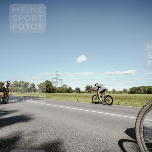 07.09.2025 - 19. Norderstedt Triathlon Michael Burmester http://msf.ph/oto/8857197 07.09.2025 15:29:11 Radfahren 429, 448, 1474 meine-sportfotos.de