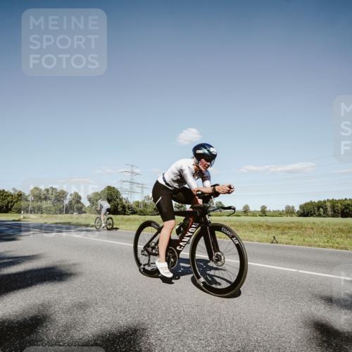 07.09.2025 - 19. Norderstedt Triathlon Michael Burmester http://msf.ph/oto/8857201 07.09.2025 15:29:11 Radfahren 429, 448, 1474 meine-sportfotos.de
