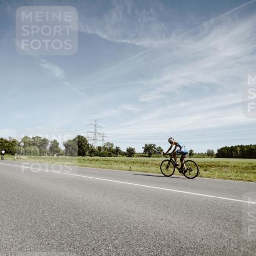 07.09.2025 - 19. Norderstedt Triathlon Michael Burmester http://msf.ph/oto/8857203 07.09.2025 12:23:15 Radfahren 167 meine-sportfotos.de