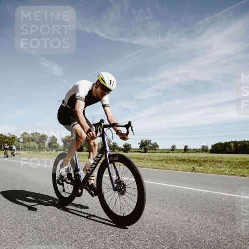 07.09.2025 - 19. Norderstedt Triathlon Michael Burmester http://msf.ph/oto/8857210 07.09.2025 12:23:18 Radfahren 167, 174, 758 meine-sportfotos.de