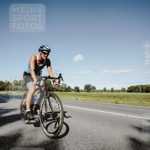 07.09.2025 - 19. Norderstedt Triathlon Michael Burmester http://msf.ph/oto/8857232 07.09.2025 15:29:28 Radfahren 1423 meine-sportfotos.de