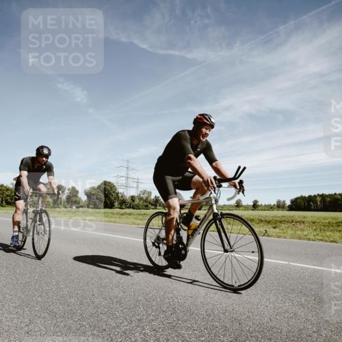 07.09.2025 - 19. Norderstedt Triathlon Michael Burmester http://msf.ph/oto/8857247 07.09.2025 12:23:31 Radfahren 173, 835, 1296, 1379 meine-sportfotos.de