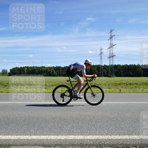 07.09.2025 - 19. Norderstedt Triathlon Michael Burmester http://msf.ph/oto/8857256 07.09.2025 12:56:32 Radfahren 342, 1345 meine-sportfotos.de