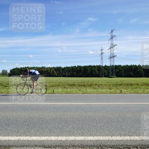 07.09.2025 - 19. Norderstedt Triathlon Michael Burmester http://msf.ph/oto/8857266 07.09.2025 12:56:35 Radfahren 342, 1345 meine-sportfotos.de
