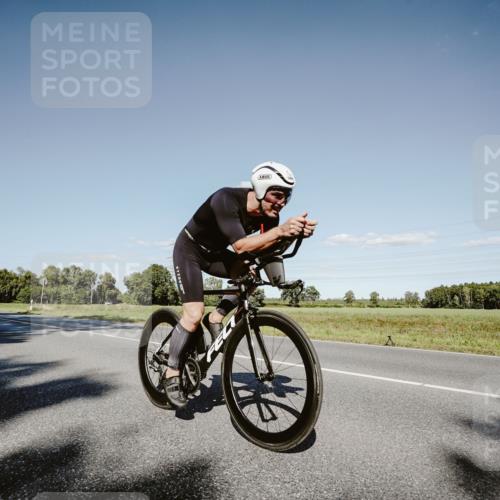 07.09.2025 - 19. Norderstedt Triathlon Michael Burmester http://msf.ph/oto/8857276 07.09.2025 15:30:05 Radfahren 1522 meine-sportfotos.de