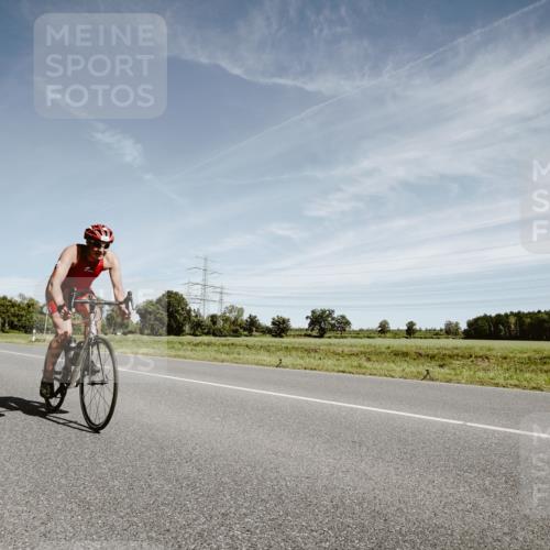 07.09.2025 - 19. Norderstedt Triathlon Michael Burmester http://msf.ph/oto/8857285 07.09.2025 12:23:42 Radfahren 1216, 1397 meine-sportfotos.de