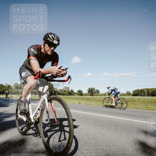 07.09.2025 - 19. Norderstedt Triathlon Michael Burmester http://msf.ph/oto/8857286 07.09.2025 15:30:11 Radfahren 1409, 1526 meine-sportfotos.de