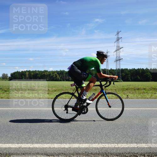 07.09.2025 - 19. Norderstedt Triathlon Michael Burmester http://msf.ph/oto/8857289 07.09.2025 12:56:48 Radfahren 265, 327, 345 meine-sportfotos.de