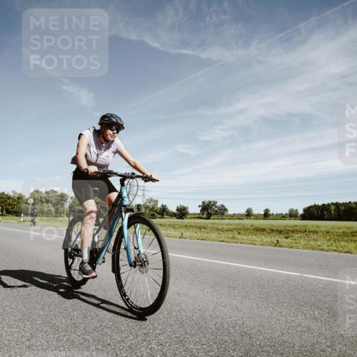07.09.2025 - 19. Norderstedt Triathlon Michael Burmester http://msf.ph/oto/8857299 07.09.2025 12:23:49 Radfahren 1382 meine-sportfotos.de