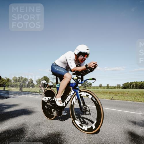 07.09.2025 - 19. Norderstedt Triathlon Michael Burmester http://msf.ph/oto/8857300 07.09.2025 15:30:14 Radfahren 868, 1409, 1526 meine-sportfotos.de