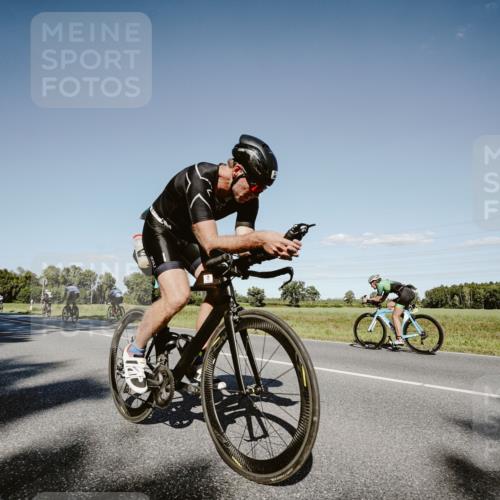 07.09.2025 - 19. Norderstedt Triathlon Michael Burmester http://msf.ph/oto/8857304 07.09.2025 15:30:15 Radfahren 868, 1526 meine-sportfotos.de