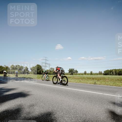 07.09.2025 - 19. Norderstedt Triathlon Michael Burmester http://msf.ph/oto/8857307 07.09.2025 15:30:16 Radfahren 868, 1526 meine-sportfotos.de