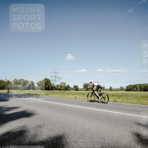 07.09.2025 - 19. Norderstedt Triathlon Michael Burmester http://msf.ph/oto/8857314 07.09.2025 15:30:29 Radfahren 452, 884 meine-sportfotos.de