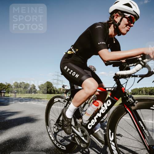 07.09.2025 - 19. Norderstedt Triathlon Michael Burmester http://msf.ph/oto/8857345 07.09.2025 15:30:38 Radfahren 383, 399, 445, 467, 870, 1545 meine-sportfotos.de