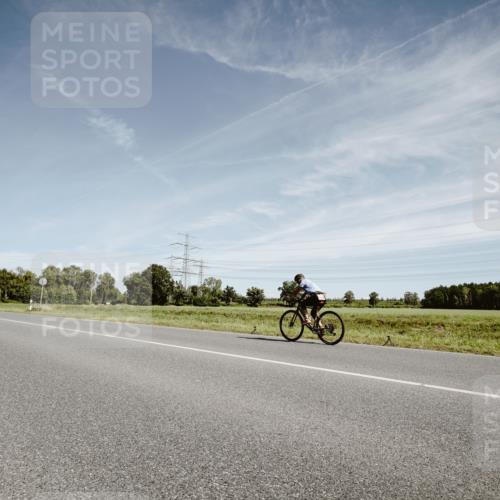 07.09.2025 - 19. Norderstedt Triathlon Michael Burmester http://msf.ph/oto/8857347 07.09.2025 12:24:02 Radfahren 165, 1351 meine-sportfotos.de