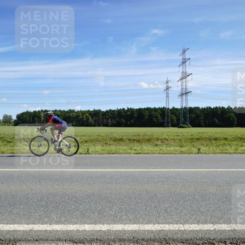 07.09.2025 - 19. Norderstedt Triathlon Michael Burmester http://msf.ph/oto/8857351 07.09.2025 12:57:04 Radfahren 1264, 1298 meine-sportfotos.de