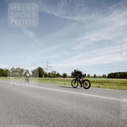 07.09.2025 - 19. Norderstedt Triathlon Michael Burmester http://msf.ph/oto/8857354 07.09.2025 12:24:04 Radfahren 165 meine-sportfotos.de