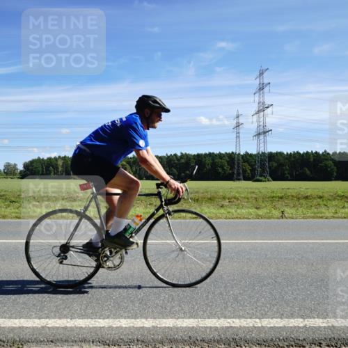 07.09.2025 - 19. Norderstedt Triathlon Michael Burmester http://msf.ph/oto/8857360 07.09.2025 12:57:08 Radfahren 197, 266, 315 meine-sportfotos.de